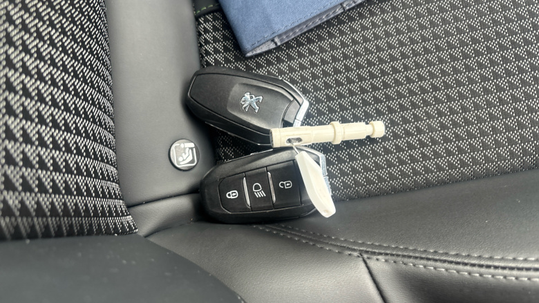 Peugeot 2008 1.2 PureTech 130 GT 5dr Petrol Estate